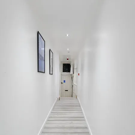 Beautiful Flat Near Central London - Entire Flat - Equipped Kitchen - Private Bathroom Exterior photo
