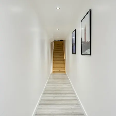 Beautiful Flat Near Central London - Entire Flat - Equipped Kitchen - Private Bathroom Exterior photo